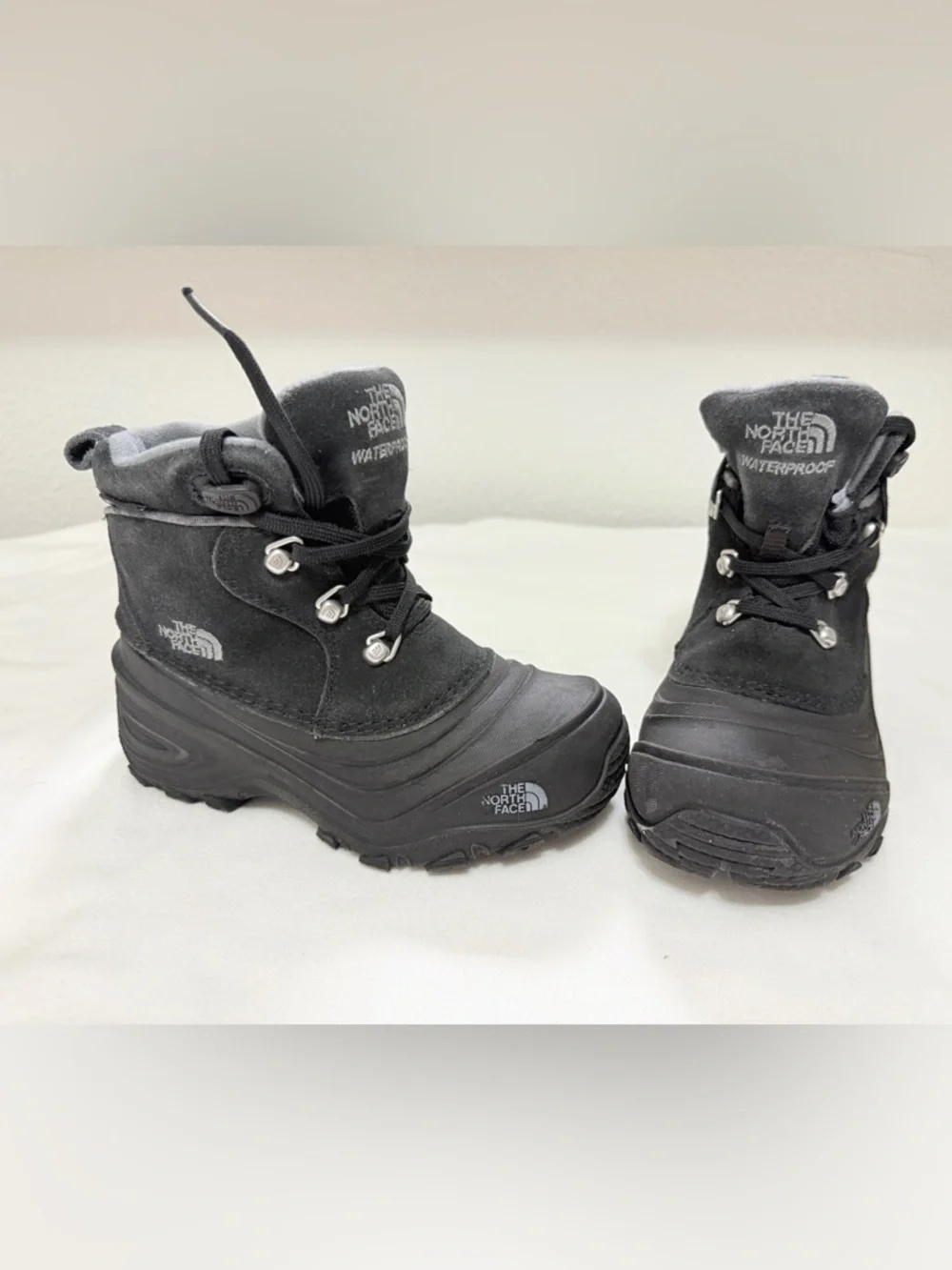 The North Face Waterproof Snow Boots Kids US 12 Black Winter